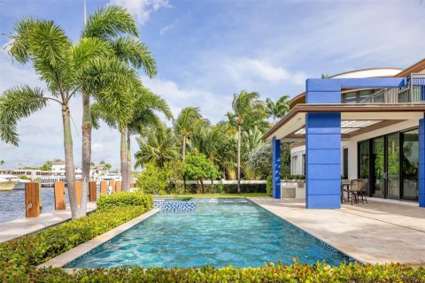 Villa ou maison à vendre à Fort Lauderdale, Floride: 5 chambres, 649.76 m2 № 761053 - photo 5