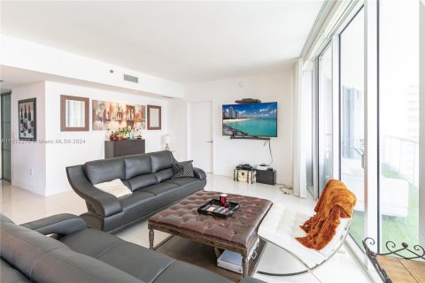 Condominio en venta en Miami, Florida, 2 dormitorios, 151.71 m2 № 1404598 - foto 2