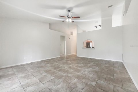 Casa en venta en Palm Coast, Florida, 4 dormitorios, 174.01 m2 № 722202 - foto 19