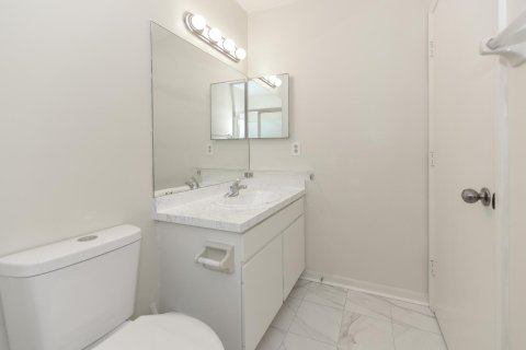 Copropriété à vendre à Hobe Sound, Floride: 2 chambres, 94.76 m2 № 1168689 - photo 16