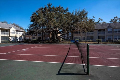 Condo in Orlando, Florida, 2 bedrooms  № 1382178 - photo 25