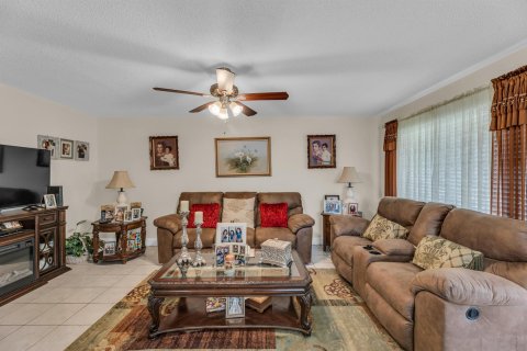 Condo in West Palm Beach, Florida, 2 bedrooms  № 1154441 - photo 19