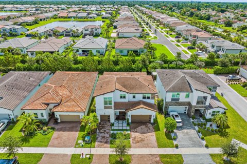 Villa ou maison à vendre à Lake Worth, Floride: 4 chambres, 343.74 m2 № 949011 - photo 8