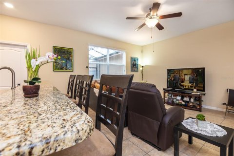 Townhouse in Winter Garden, Florida 4 bedrooms, 185.53 sq.m. № 1388652 - photo 6