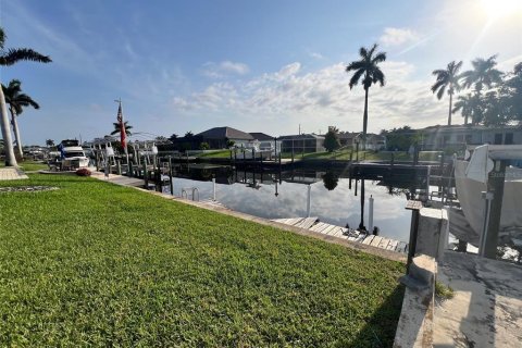 Terrain à vendre à Cape Coral, Floride № 1129578 - photo 4