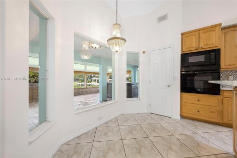 Casa en venta en LaBelle, Florida, 4 dormitorios № 1401522 - foto 17