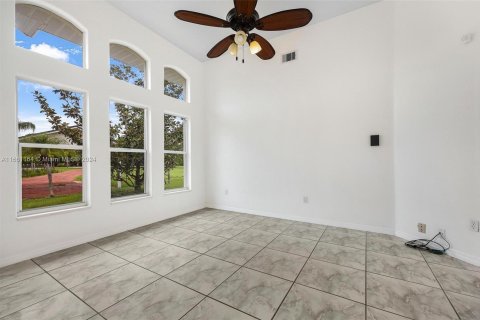 Casa en venta en LaBelle, Florida, 4 dormitorios № 1401522 - foto 10