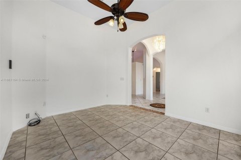 Villa ou maison à vendre à LaBelle, Floride: 4 chambres № 1401522 - photo 11