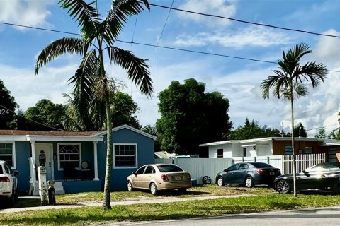Купить виллу или дом в Майами, Флорида 5 спален, 164.99м2, № 730256 - фото 28