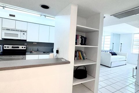 Condominio en venta en Miami Beach, Florida, 1 dormitorio, 52.49 m2 № 140017 - foto 4