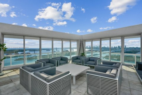 Copropriété à vendre à Miami Beach, Floride: 6 chambres, 839.74 m2 № 822774 - photo 16