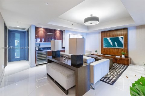 Condominio en alquiler en Hollywood, Florida, 3 dormitorios, 315.4 m2 № 1355185 - foto 11