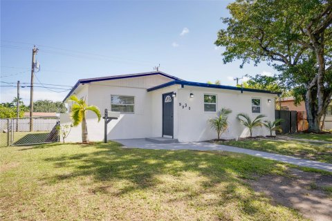 Casa en venta en Cutler Bay, Florida, 3 dormitorios, 120.59 m2 № 1355108 - foto 2