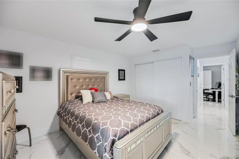 Casa en venta en Fort Myers, Florida, 3 dormitorios, 195.75 m2 № 952559 - foto 23
