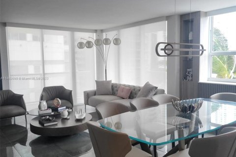 Condominio en venta en Miami, Florida, 3 dormitorios, 136.57 m2 № 827200 - foto 17