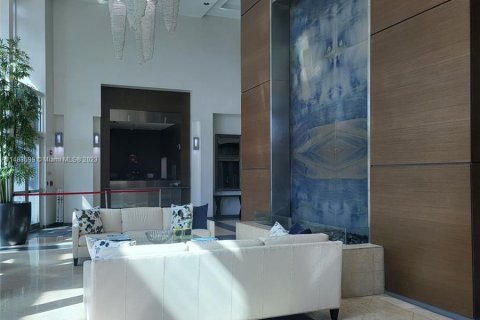 Condominio en venta en Miami, Florida, 3 dormitorios, 136.57 m2 № 827200 - foto 7