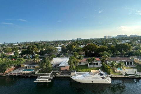 Condominio en venta en North Miami, Florida, 2 dormitorios, 89.46 m2 № 972333 - foto 5