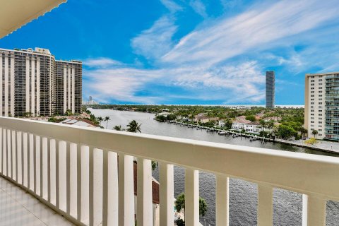 Condo in Aventura, Florida, 2 bedrooms  № 1091781 - photo 18