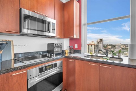 Condominio en venta en Coral Gables, Florida, 2 dormitorios, 109.07 m2 № 812722 - foto 8