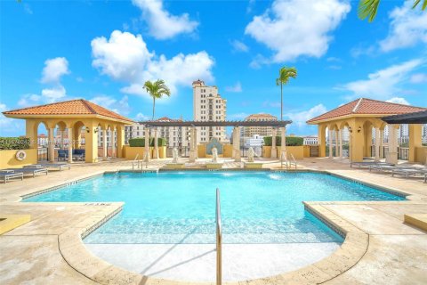 Condominio en venta en Coral Gables, Florida, 2 dormitorios, 109.07 m2 № 812722 - foto 23