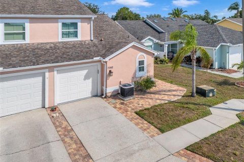 Adosado en venta en New Port Richey, Florida, 3 dormitorios, 138.15 m2 № 1267728 - foto 3