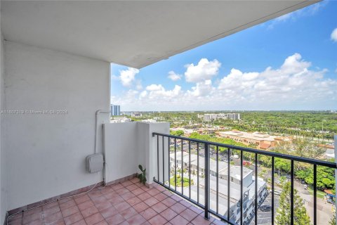 Condo in Aventura, Florida, 2 bedrooms  № 1232516 - photo 20