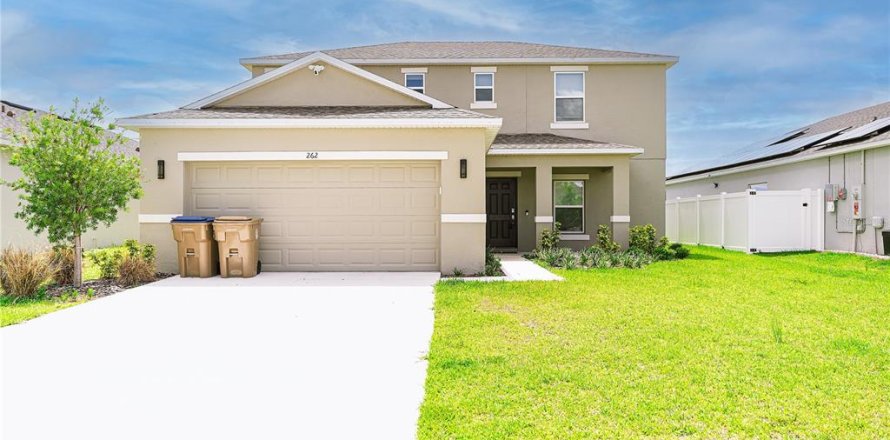 House in Kissimmee, Florida 4 bedrooms, 201.41 sq.m. № 1251760