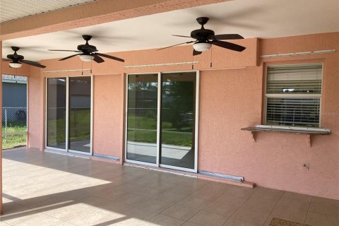 House in Punta Gorda, Florida 3 bedrooms, 158.68 sq.m. № 1105299 - photo 29