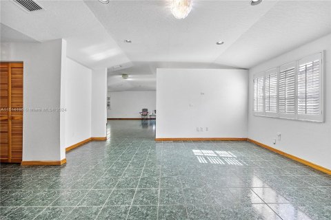 Casa en venta en Cutler Bay, Florida, 3 dormitorios, 159.05 m2 № 1235993 - foto 21