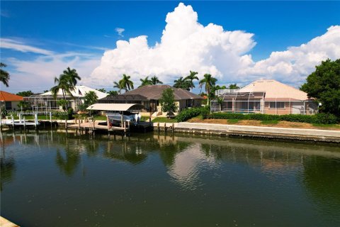 Terrain à vendre à Marco Island, Floride № 732650 - photo 8