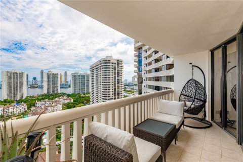 Copropriété à vendre à Aventura, Floride: 2 chambres, 114.27 m2 № 1387984 - photo 24