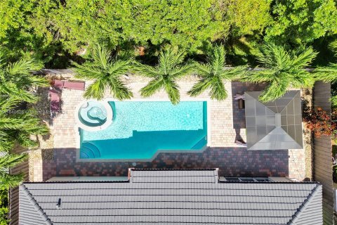 Casa en venta en Miami, Florida, 4 dormitorios, 170.29 m2 № 1391718 - foto 4