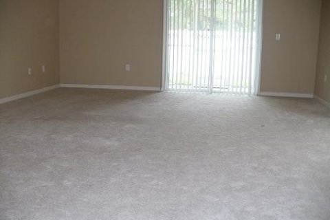 House in Orange Park, Florida 3 bedrooms, 163.51 sq.m. № 838946 - photo 5