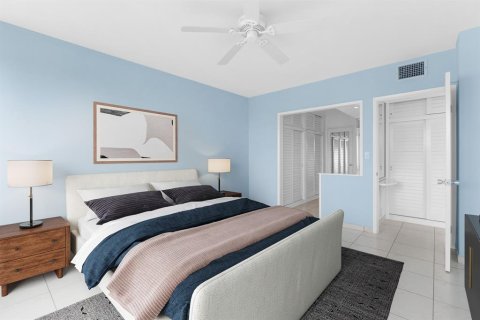 Copropriété à vendre à Fort Lauderdale, Floride: 2 chambres, 100.98 m2 № 638775 - photo 23