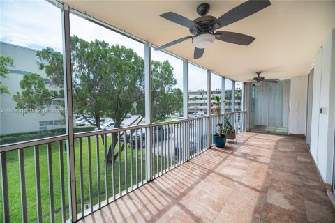 Condominio en venta en Miami, Florida, 2 dormitorios, 155.52 m2 № 1353723 - foto 10