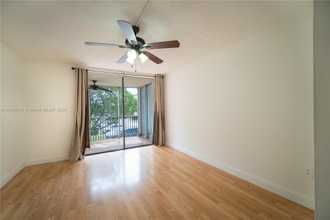 Condominio en venta en Miami, Florida, 2 dormitorios, 155.52 m2 № 1353723 - foto 13