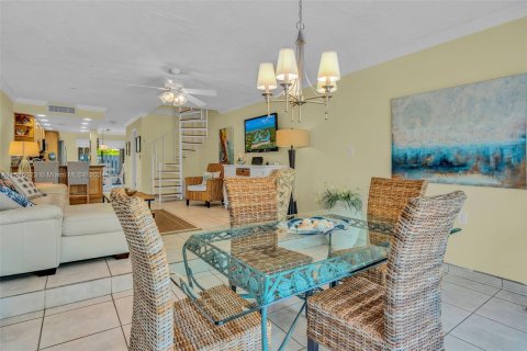 Condo in Islamorada, Village of Islands, Florida, 2 bedrooms  № 1181626 - photo 18