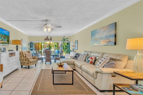 Condo in Islamorada, Village of Islands, Florida, 2 bedrooms  № 1181626 - photo 12