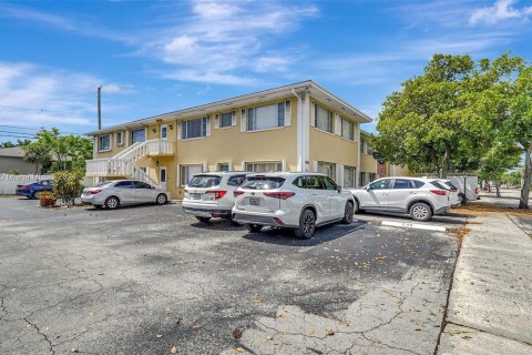 Condo in Fort Lauderdale, Florida, 2 bedrooms  № 1223895 - photo 19