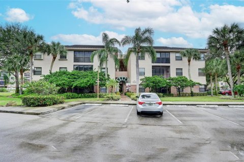 Condominio en venta en Coconut Creek, Florida, 2 dormitorios, 120.59 m2 № 1209609 - foto 13