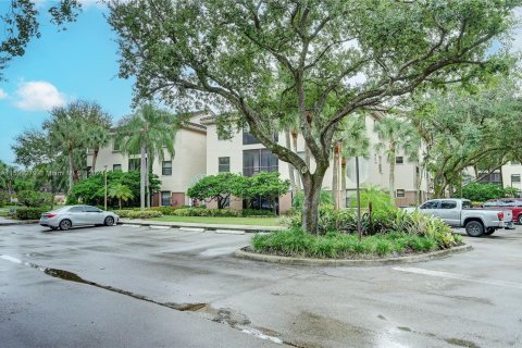 Condominio en venta en Coconut Creek, Florida, 2 dormitorios, 120.59 m2 № 1209609 - foto 12