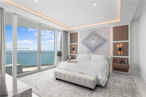 Condo in Sunny Isles Beach, Florida, 4 bedrooms  № 1347755 - photo 25