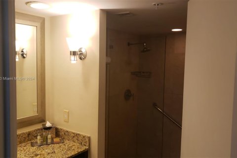 Condo in Fort Lauderdale, Florida, 1 bedroom  № 1347699 - photo 15