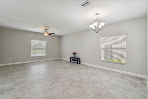 Casa en venta en Wesley Chapel, Florida, 3 dormitorios, 168.15 m2 № 1317591 - foto 12