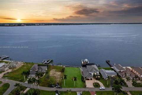 Terrain à vendre à Cape Coral, Floride № 1355361 - photo 14