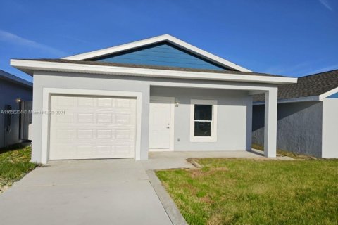 House in Sebring, Florida 3 bedrooms, 123.56 sq.m. № 1355268 - photo 6