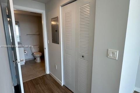 Apartamento en alquiler en Hialeah, Florida, 1 dormitorio, 59.92 m2 № 1355359 - foto 12