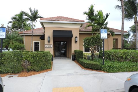 Condo in Palm Beach Gardens, Florida, 2 bedrooms  № 996363 - photo 11