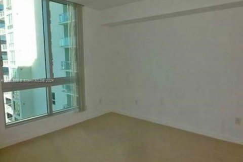 Condo in Miami, Florida, 1 bedroom  № 1384484 - photo 16