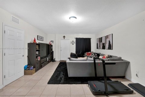 Immobilier commercial à vendre à Miami, Floride: 459.96 m2 № 1384485 - photo 23